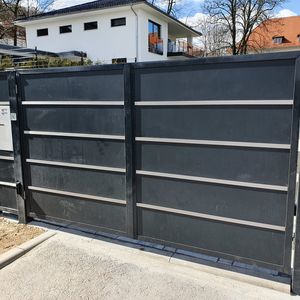 Referenzfoto Zaun / Tor – vergrößern